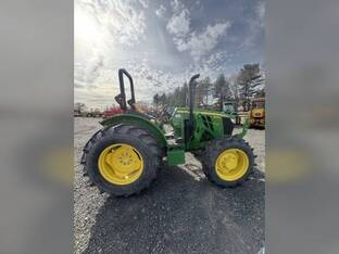 2023 John Deere 5075E