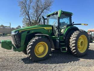 2024 John Deere 8R 250