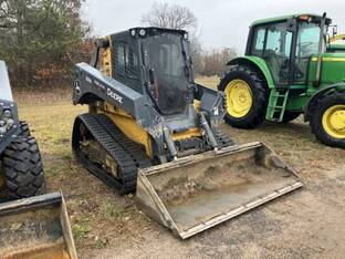 2023 John Deere 333G