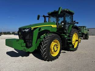 2023 John Deere 8R 370