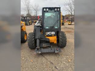 2023 JCB 3TS-8W