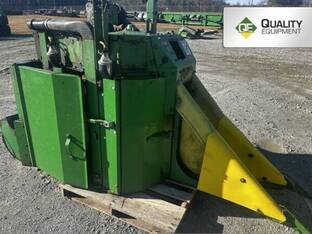 John Deere PICKER HEADS