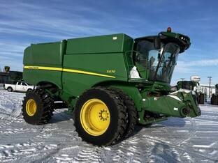 2013 John Deere S670