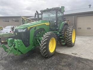 2023 John Deere 8R 310