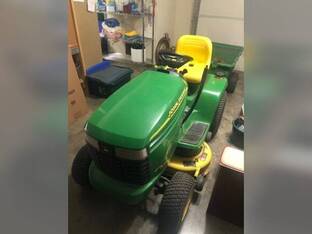 1999 John Deere GT235