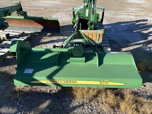 2016 John Deere 370