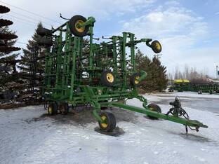 2012 John Deere 2210