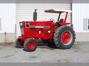 1976 International 1466