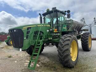 John Deere 4930