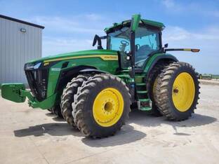 2023 John Deere 8R 410