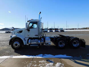 2021 Peterbilt 567