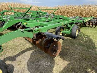 2013 John Deere 2720