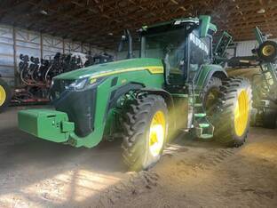 John Deere 8R 250