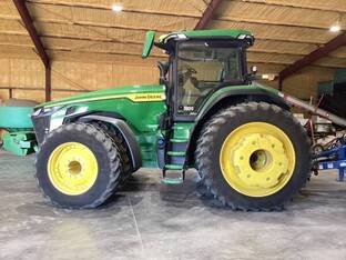 2023 John Deere 8R 410