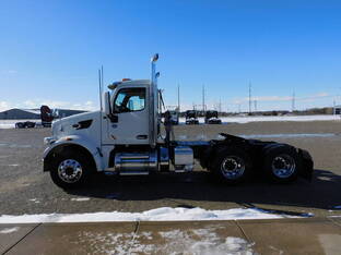 2021 Peterbilt 567