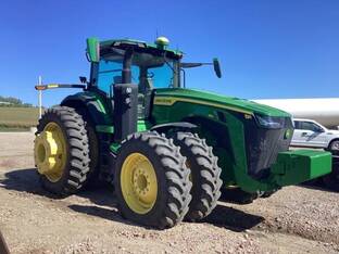 2023 John Deere 8R 410