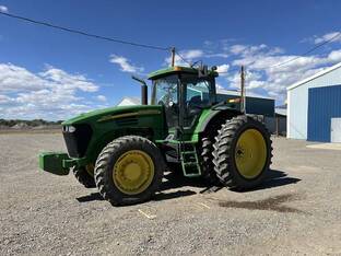 2004 John Deere 7920