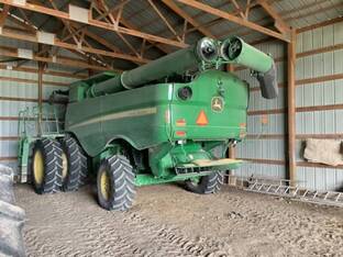 2024 John Deere S770