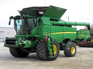 2022 John Deere S780