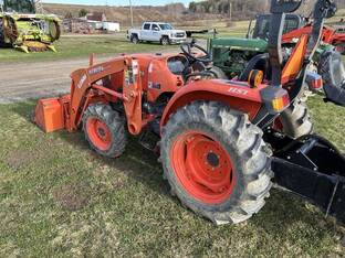 2017 Kubota l2501hst