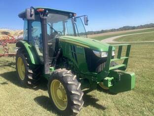 2016 John Deere 5085E