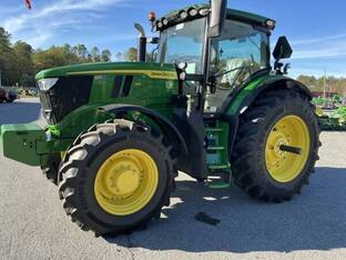 2025 John Deere 6R 195