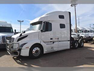 2019 Volvo VNL64T760