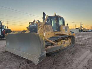 2017 Komatsu D85PX-18