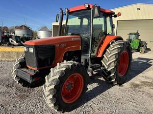 2005 Kubota M105S