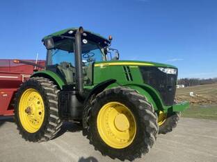 2013 John Deere 7200R