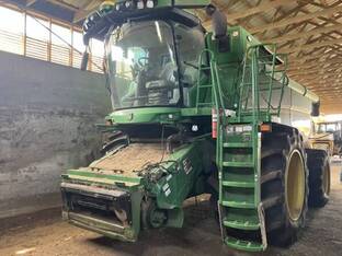 2023 John Deere S780