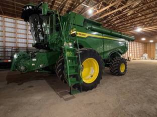 2024 John Deere X9 1100