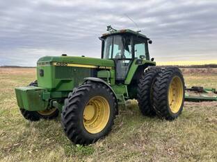 1993 John Deere 4960