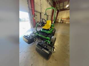 2021 John Deere 2700