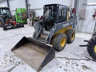 2015 John Deere 320E