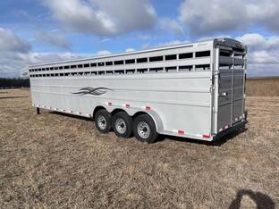 2026 Titan Standard Gooseneck Livestock 32'