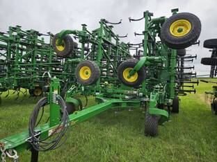 2025 John Deere 2230