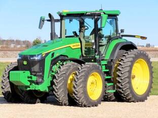 2025 John Deere 8R 340