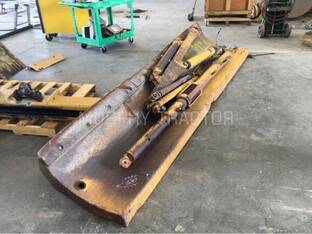 2008 Caterpillar MGWING