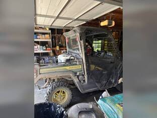 2023 John Deere GATOR XUV 835M