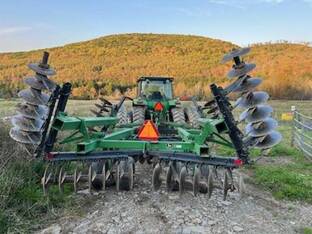 John Deere 630