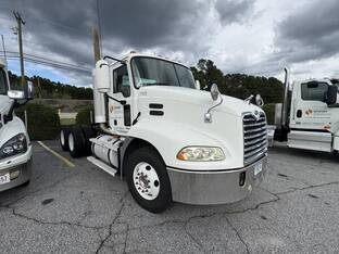 2006 Mack VISION CXN613