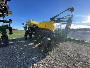 2010 John Deere 1770NT