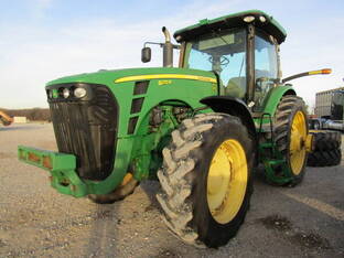2010 John Deere 8270R