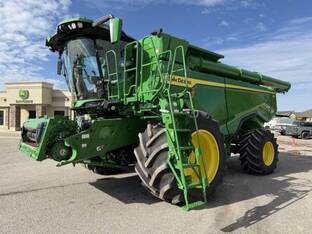 2023 John Deere X9 1100