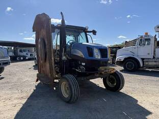 2013 New Holland T6050