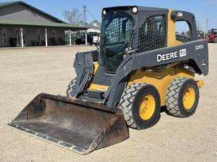 2011 John Deere 326D
