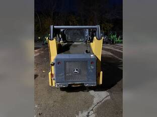 2017 John Deere 317G