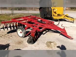 1984 International 37