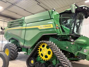 2024 John Deere X9 1100